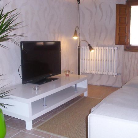 Casa Rural Con Jacuzzi Taberna Del Tio Pedro Cabanas de Polendos Esterno foto