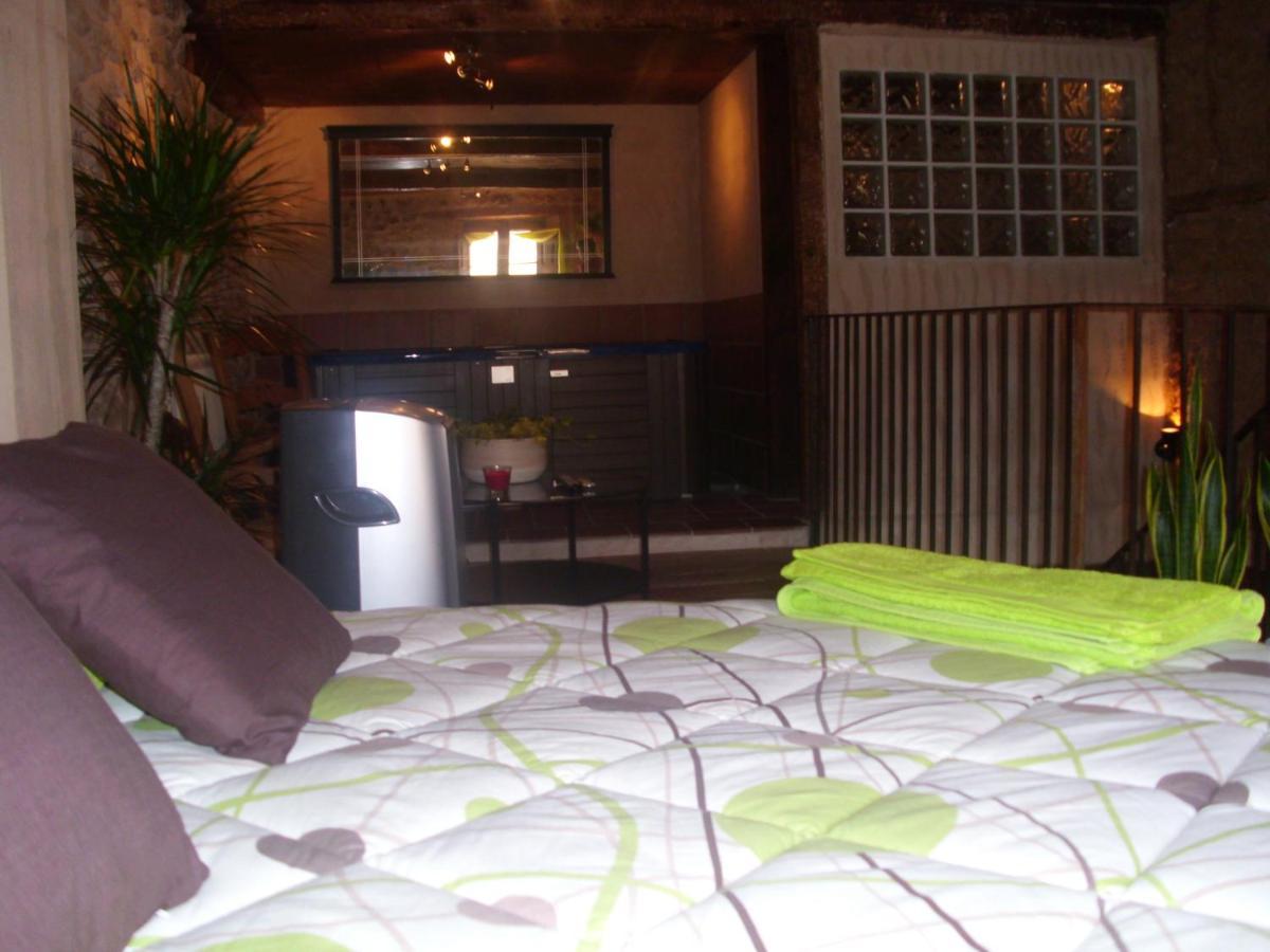 Casa Rural Con Jacuzzi Taberna Del Tio Pedro Cabanas de Polendos Esterno foto